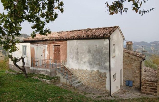 Property photo 3 of 12