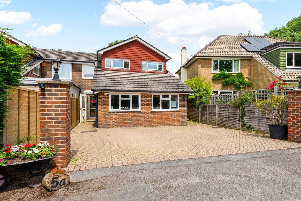 Property photo 1 of 20