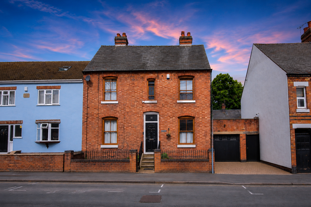 Property photo 2 of 39 Front Dusk