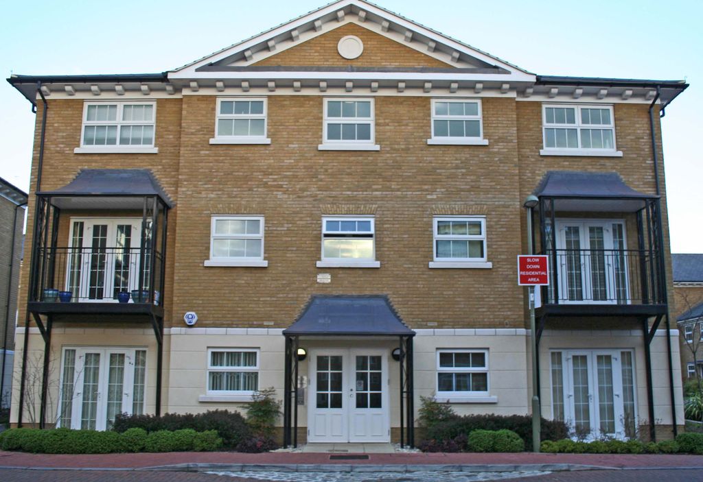 Property photo 1 of 4