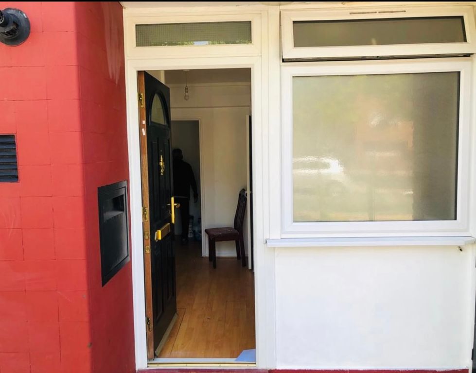 Property photo 1 of 9