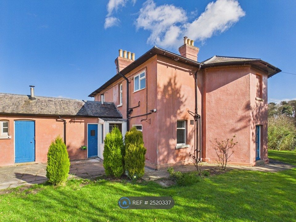 Property photo 1 of 11 External