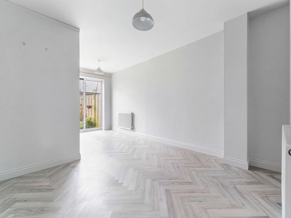 Additional image 6 of 4 bed town house to rentWeston Village BS24