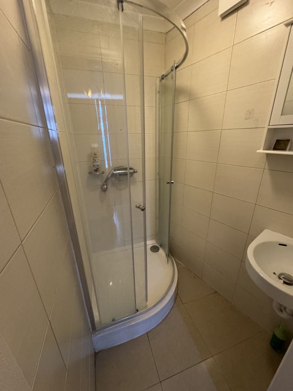 Property photo 3 of 3