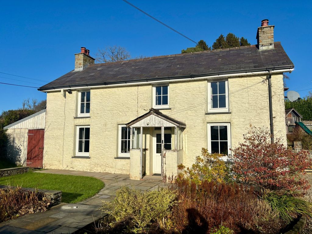 Property photo 1 of 30