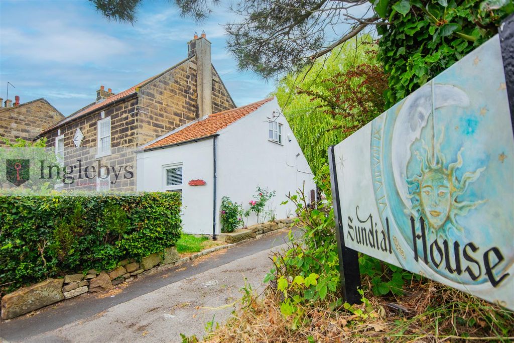 Property photo 1 of 50