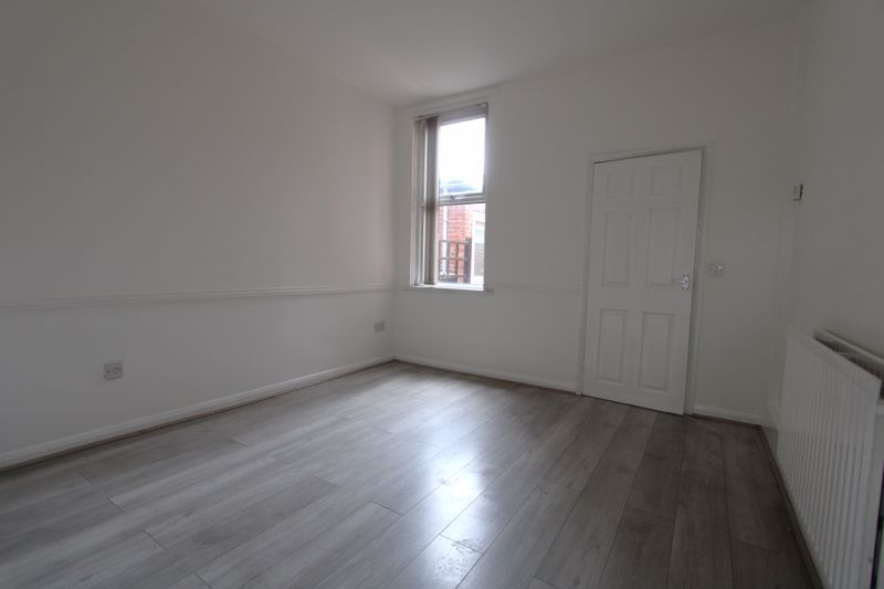 Property photo 3 of 7 Photo 3