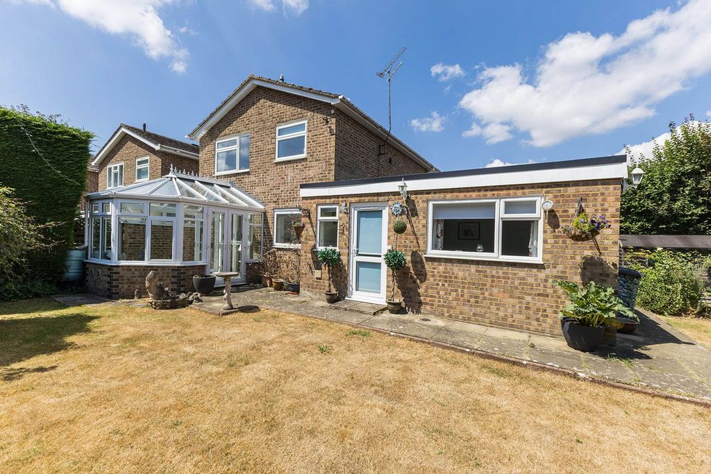 Property photo 1 of 25