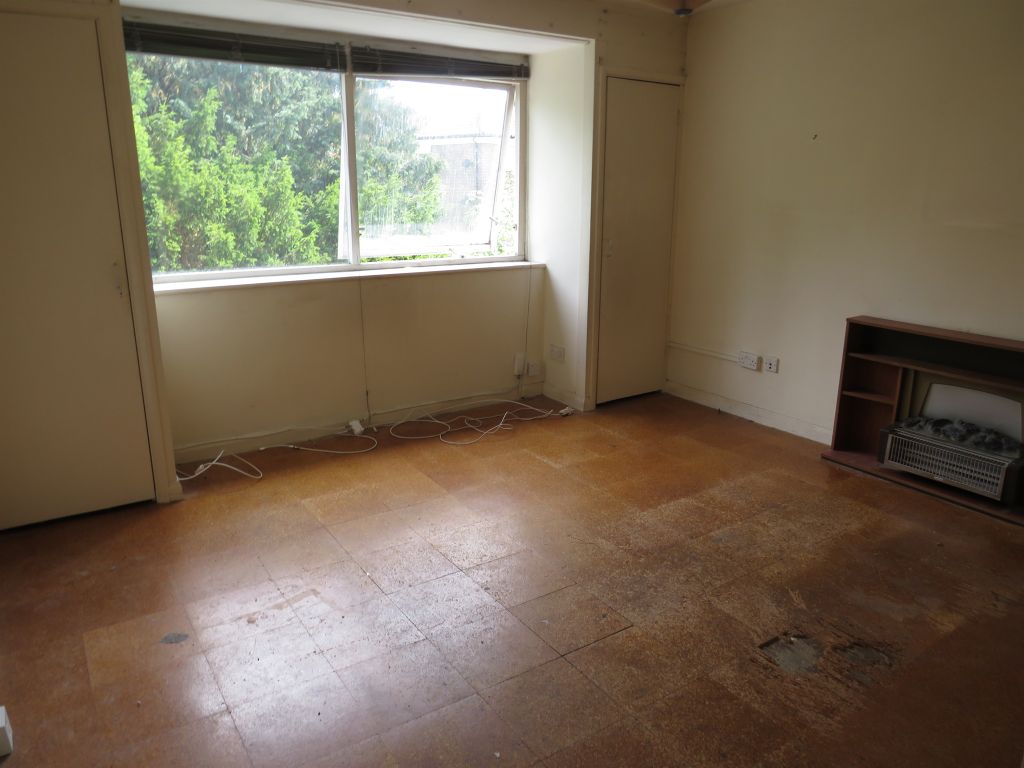 Property photo 3 of 8