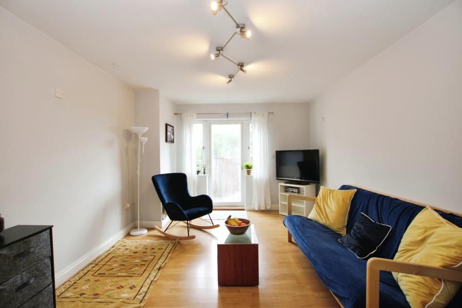 Property photo 2 of 8