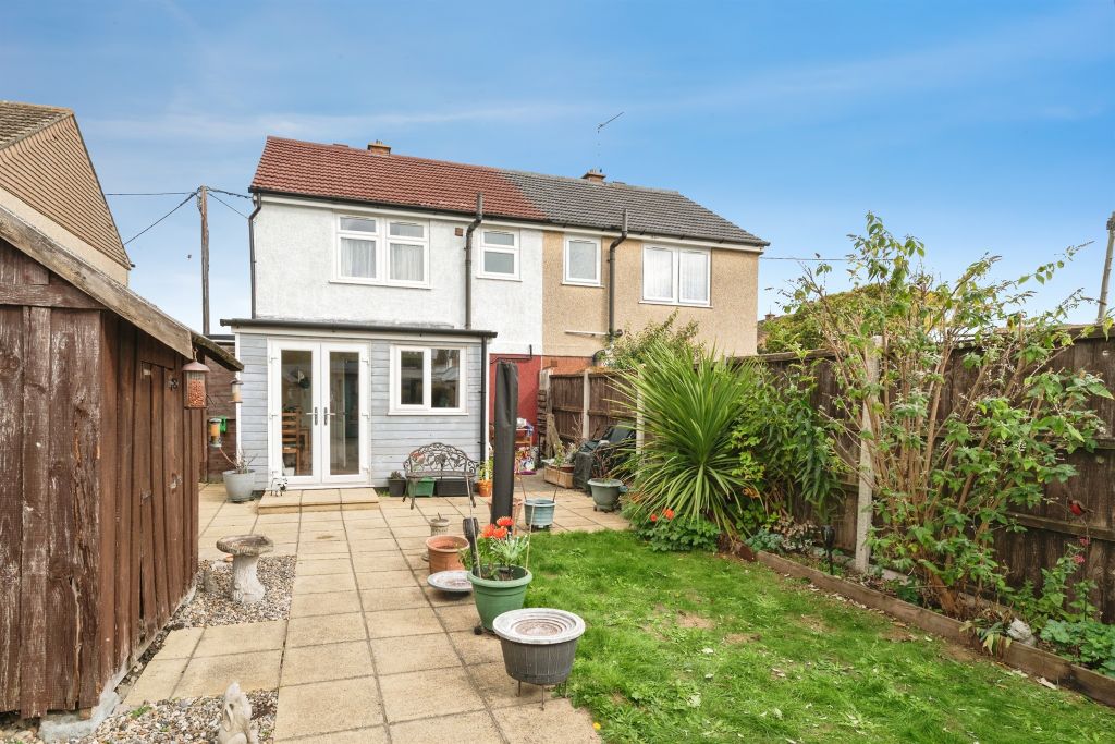 Property photo 2 of 24