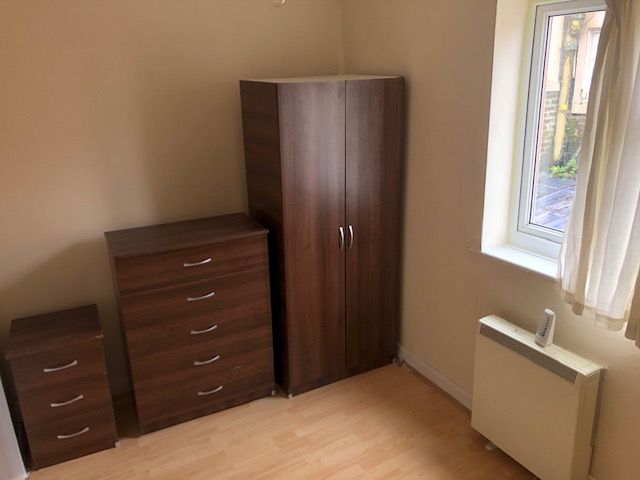 Property photo 3 of 5