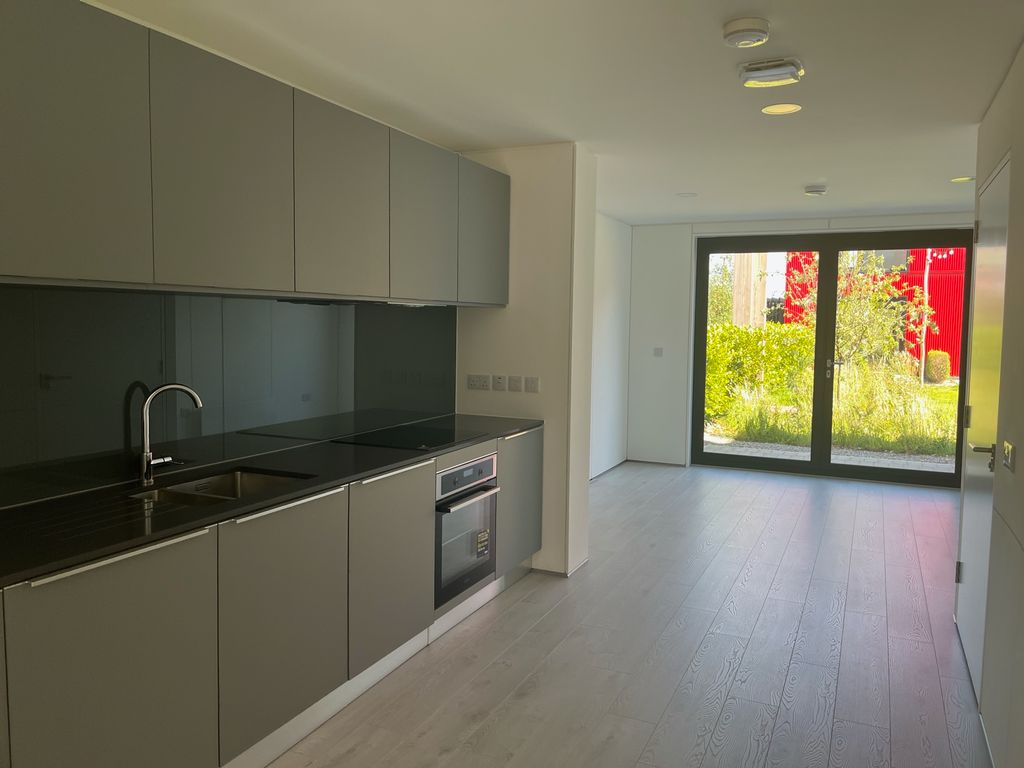 Property photo 1 of 7 Kitchen