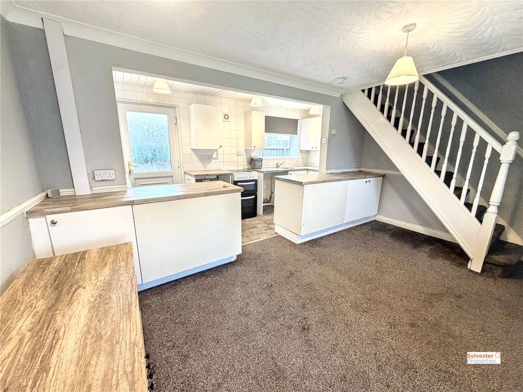 Property photo 2 of 17 Picture No. 10