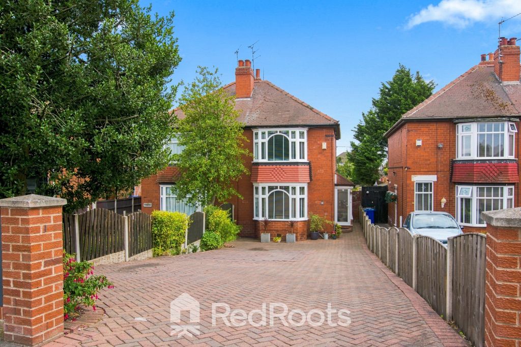 Property photo 1 of 32 5269040