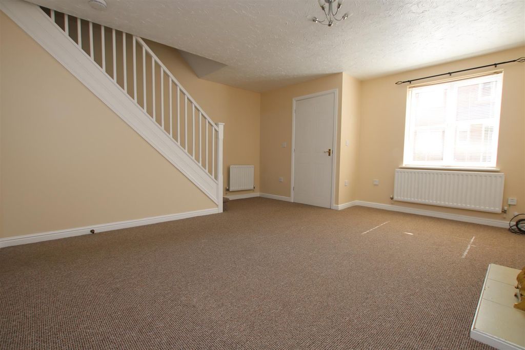 Property photo 2 of 18 Living Room 1.Jpg