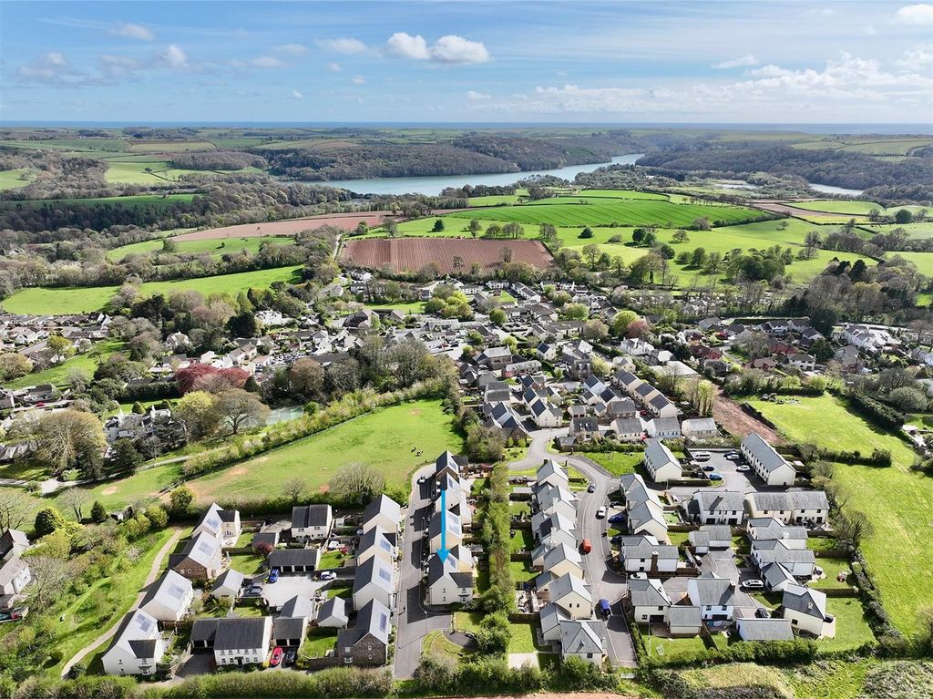 Property photo 2 of 34 2.Jpeg