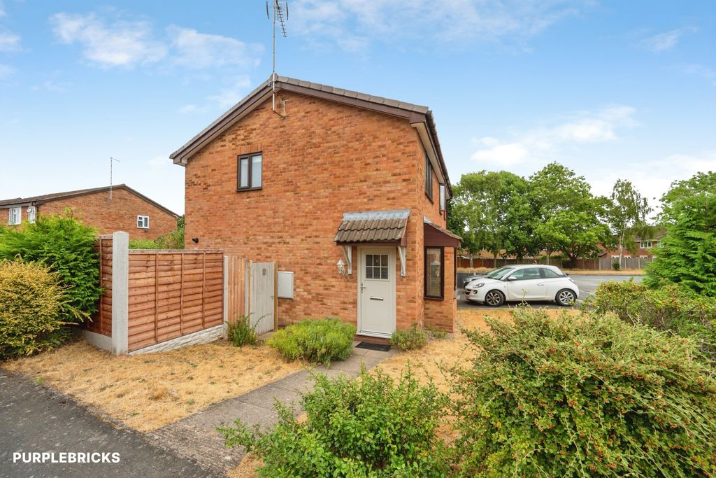 Property photo 2 of 25