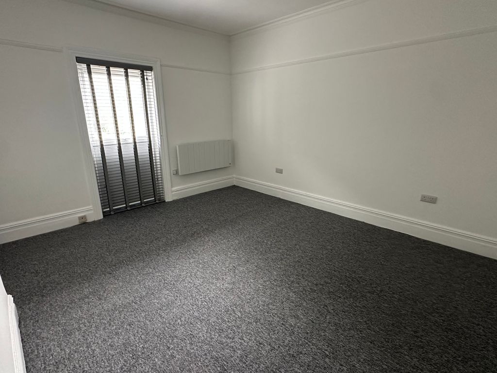 Property photo 3 of 4 Img_1792
