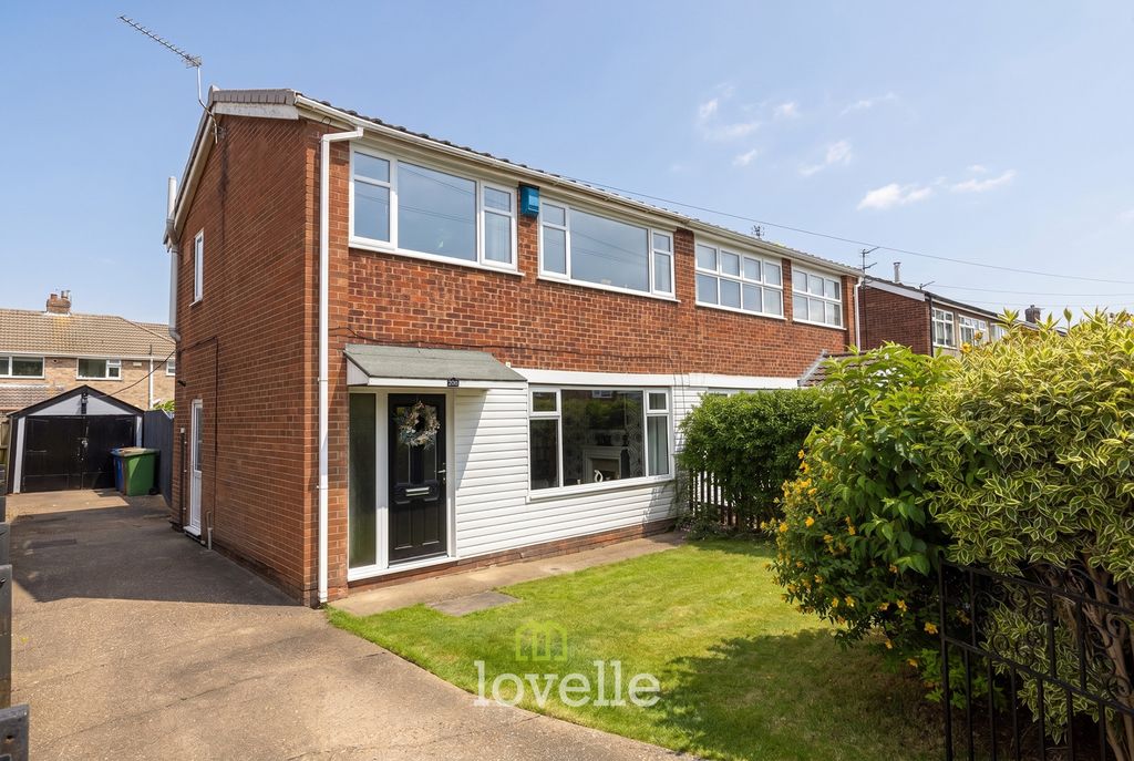 Property photo 1 of 23