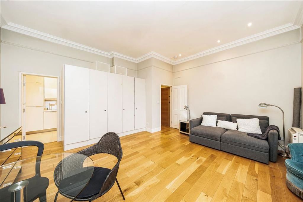 Property photo 3 of 4