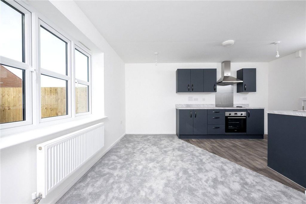 Property photo 2 of 13 Picture No. 17