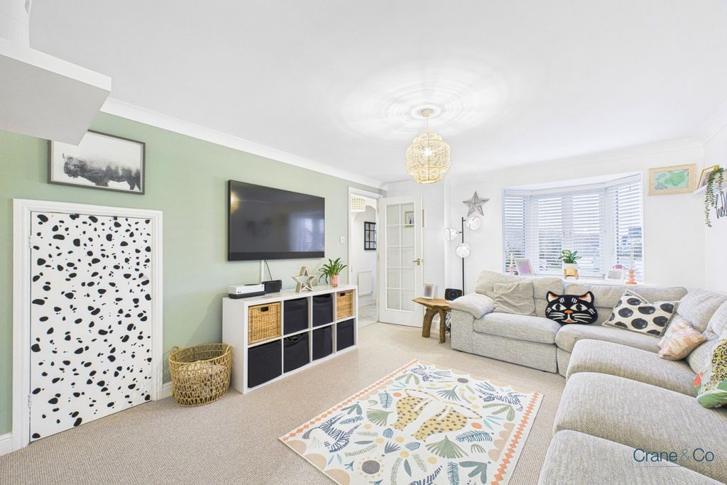 Property photo 3 of 22