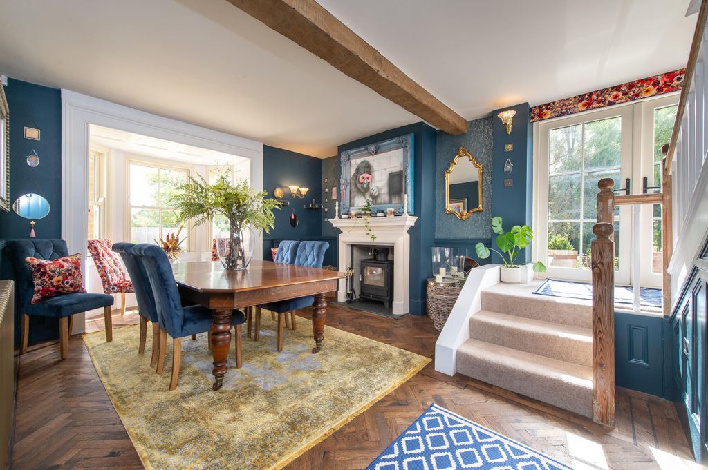 Property photo 3 of 40 Image