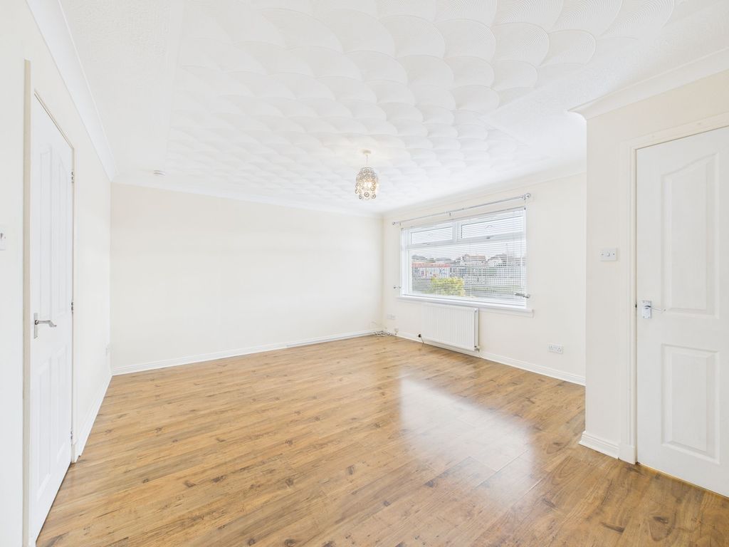 Property photo 2 of 14 Living Room