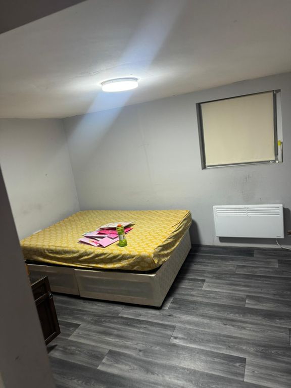 Property photo 3 of 12 Gallery