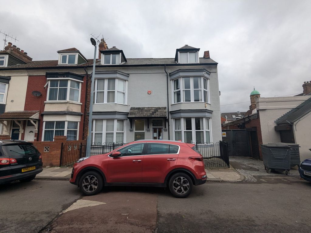 Property photo 3 of 16