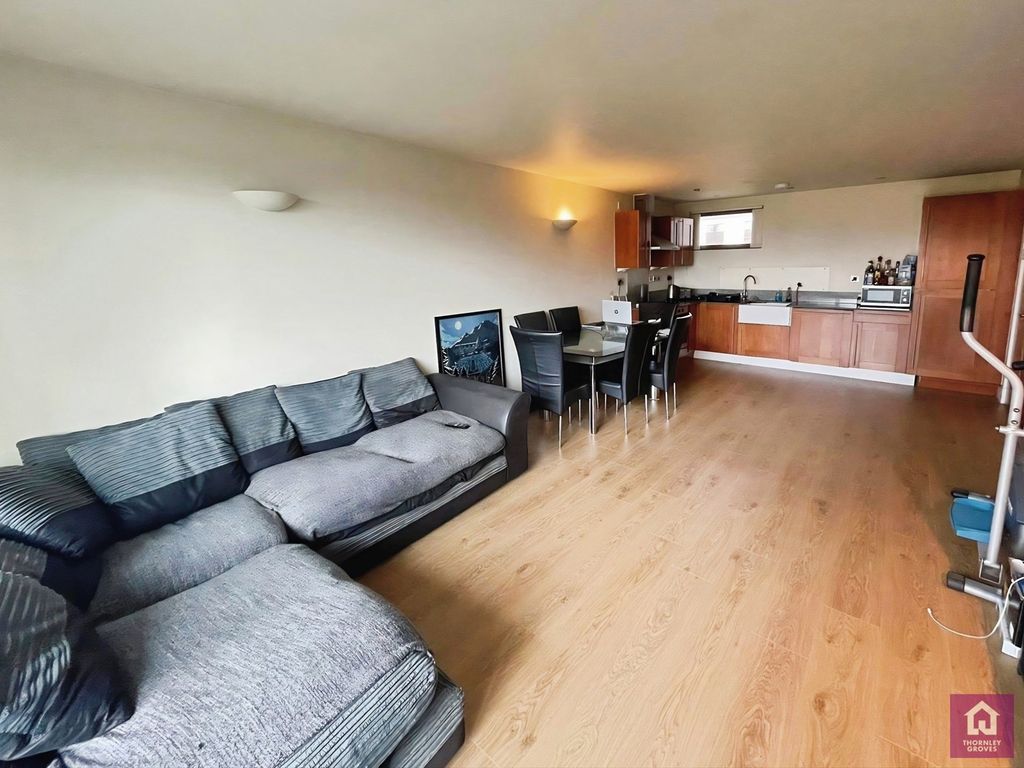 Property photo 1 of 13 Pbox-Img.Jpg