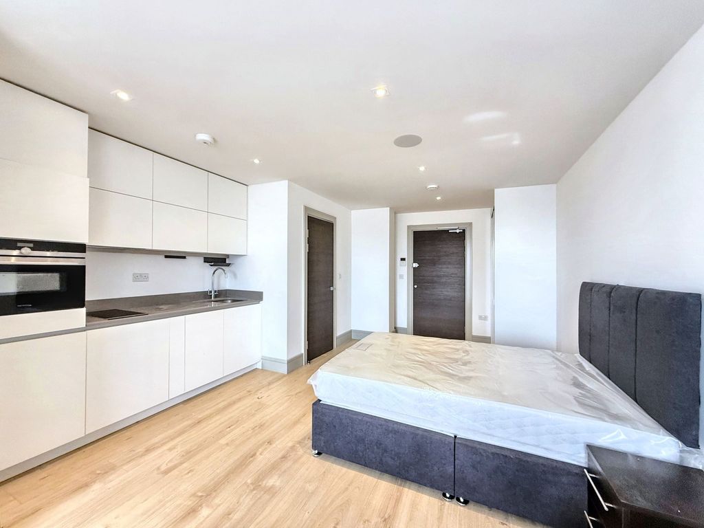 Property photo 3 of 9