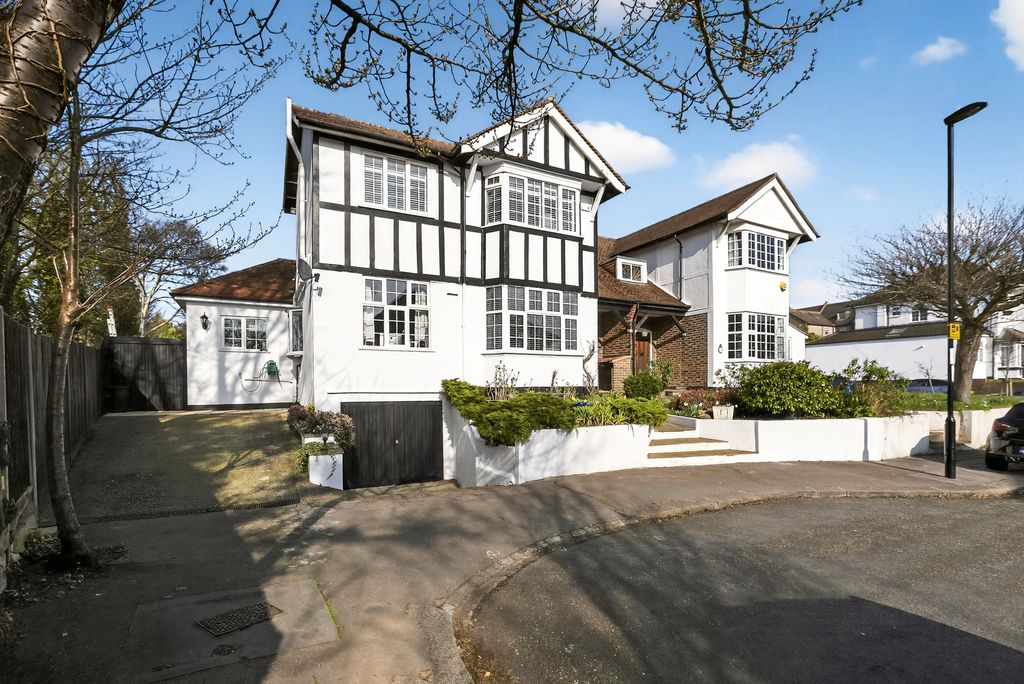 Property photo 1 of 20 The Property