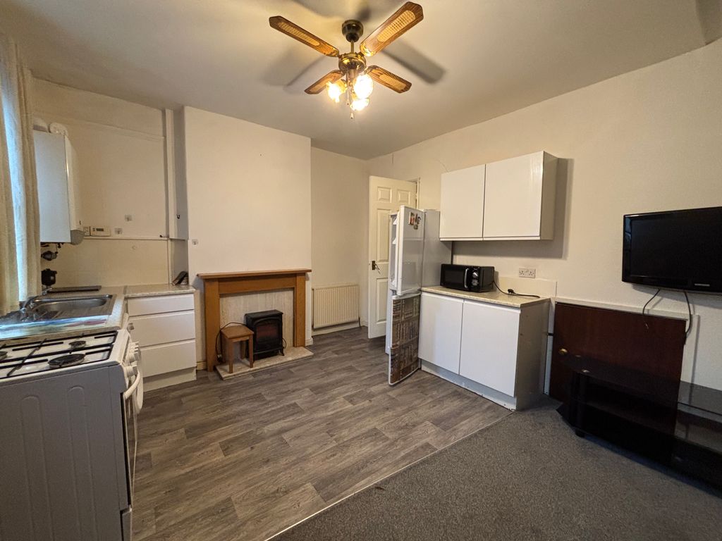 Property photo 2 of 13 Open Plan Area