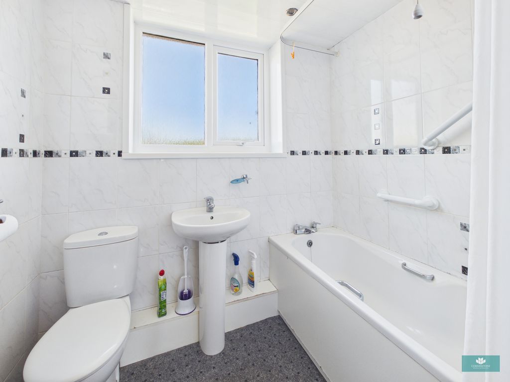 Property photo 3 of 18 Photo 10