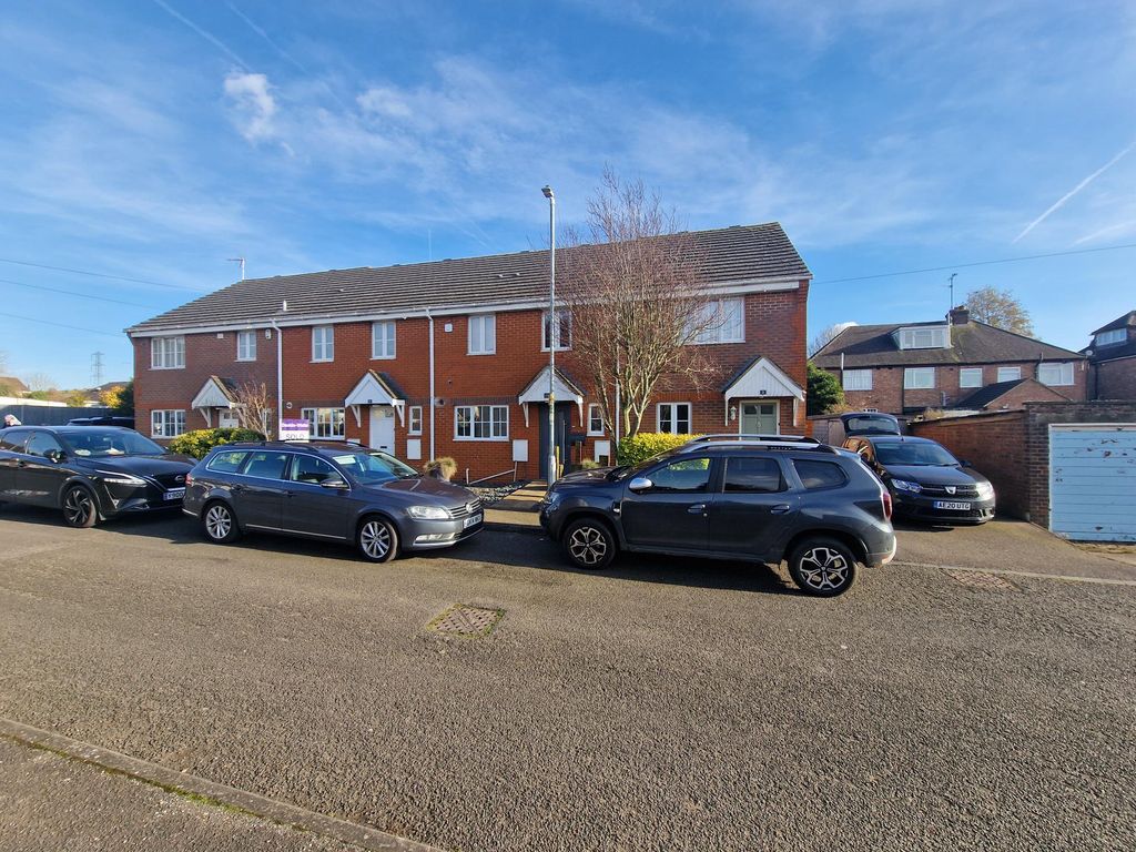 Property photo 1 of 12