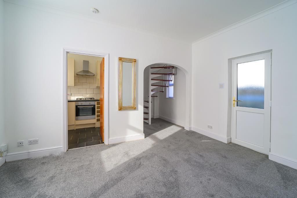 Property photo 2 of 8 3474733.Jpg