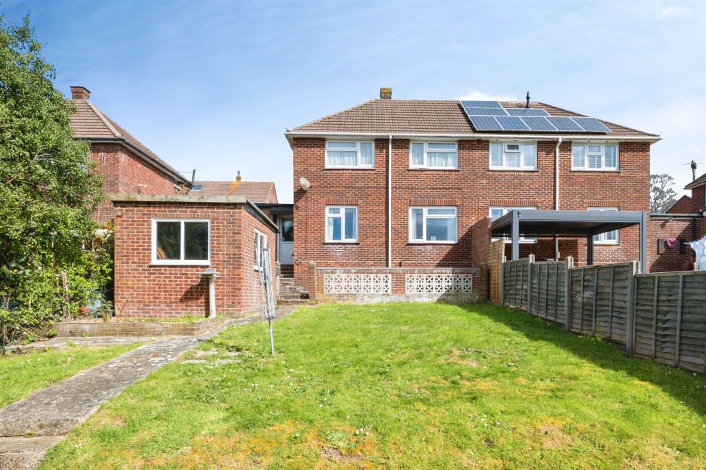 Property photo 2 of 16