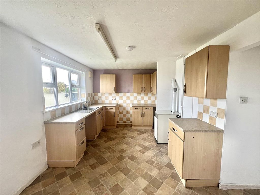 Property photo 2 of 17 Img_1938.Jpeg