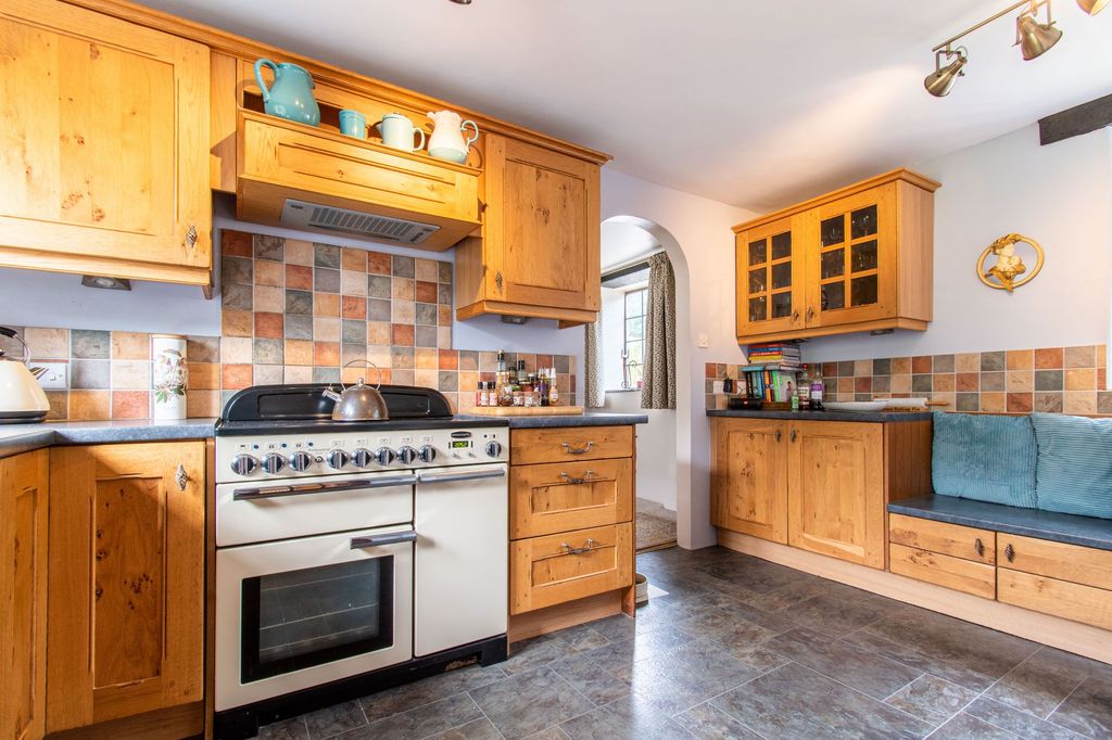 Additional image 5 of 4 bed semi-detached house for saleLiskeard PL14