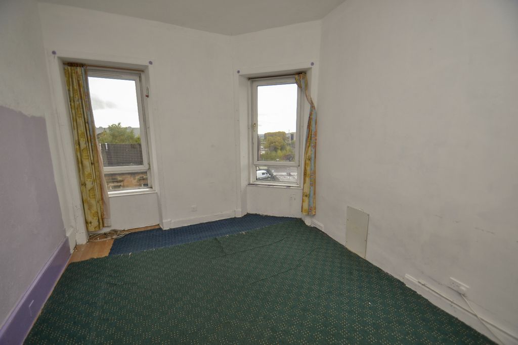 Property photo 2 of 14 3339633