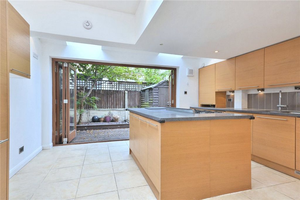 Property photo 1 of 16 Kitchen
