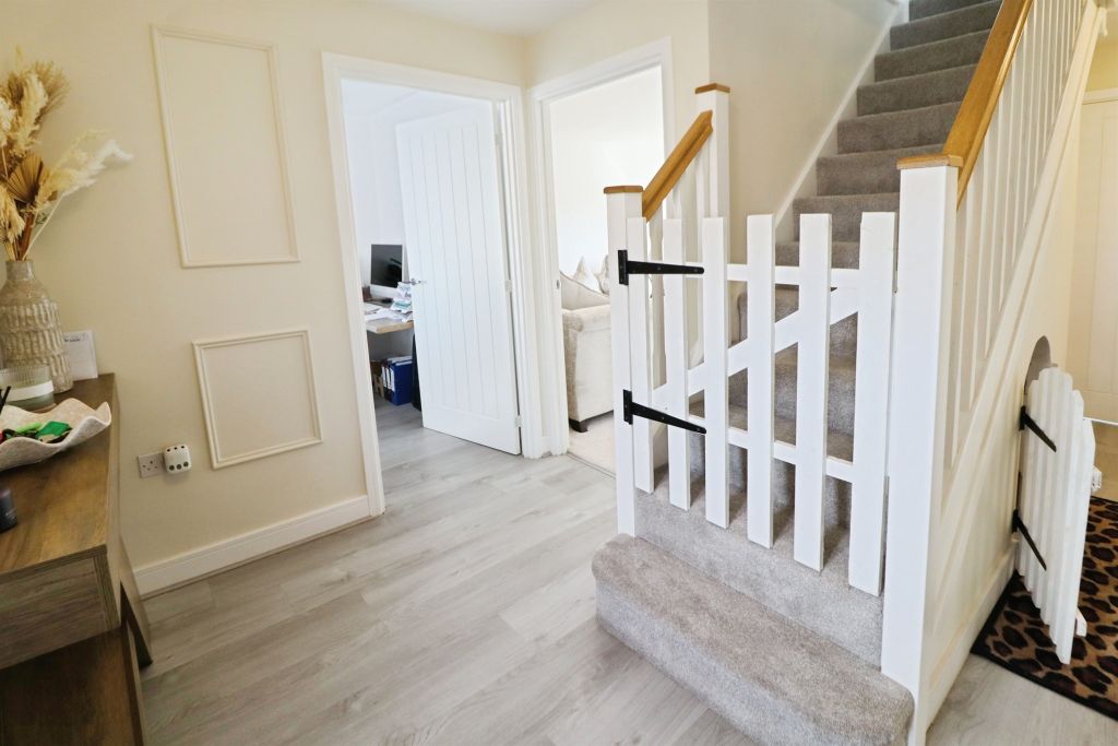 Property photo 2 of 22