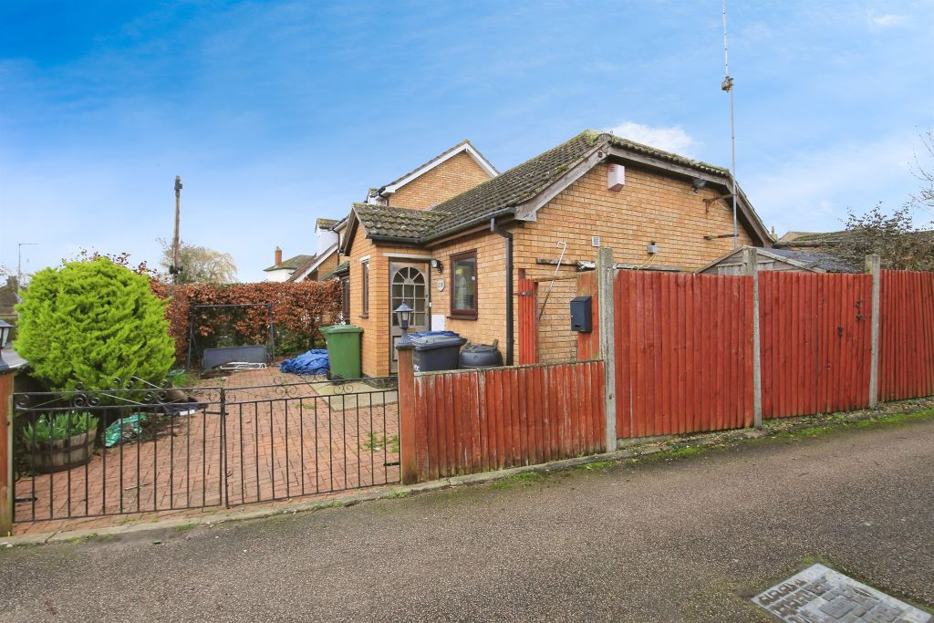 Property photo 1 of 10