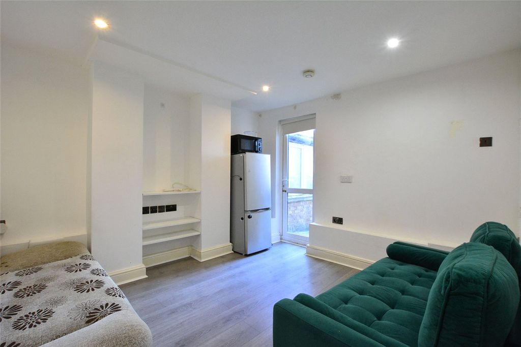 Property photo 3 of 12 Picture No. 12