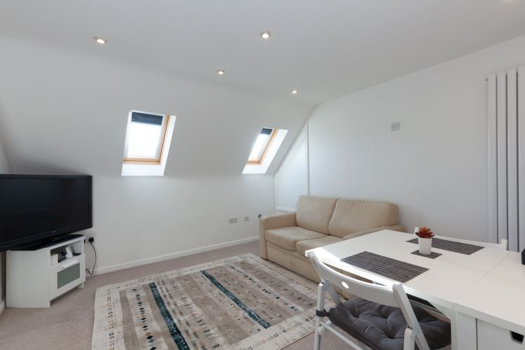 Property photo 2 of 8 213789