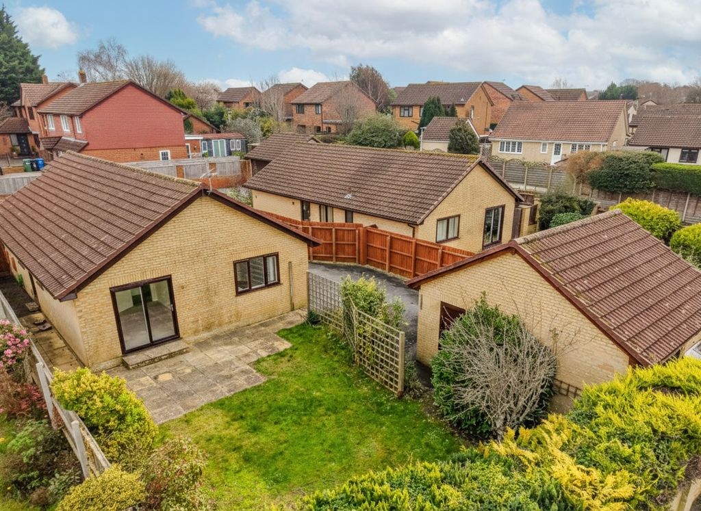 Property photo 2 of 24