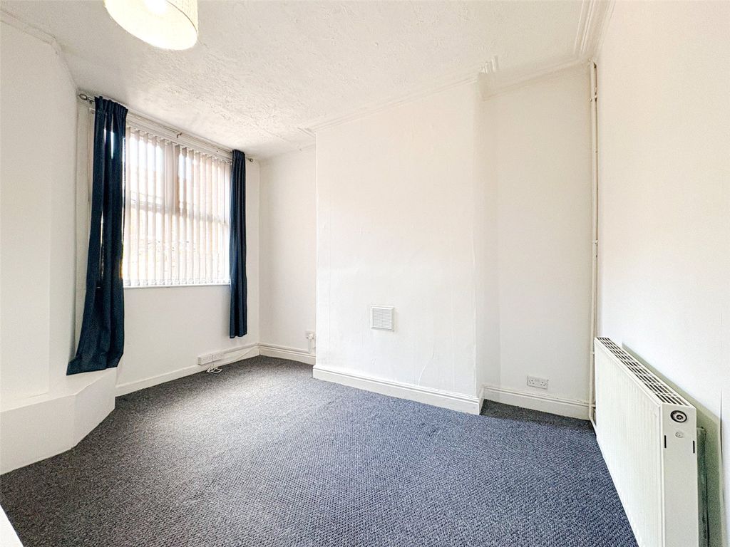 Property photo 3 of 13 Picture No. 13