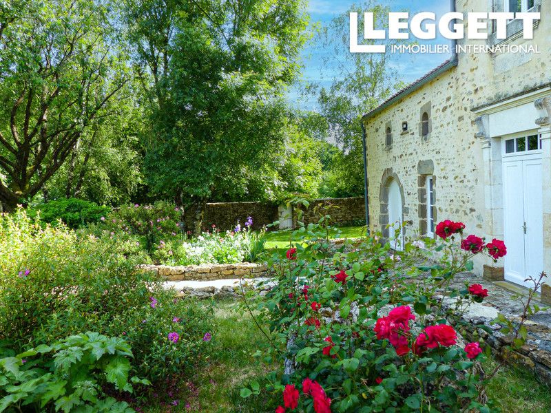 Property photo 2 of 10